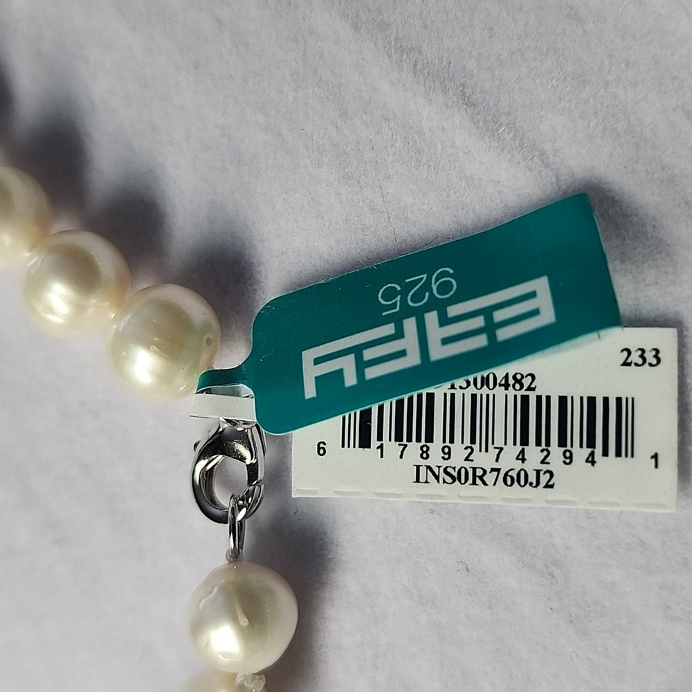 NEW  EFFY Elegant White Pearl Necklace 17" - Picture 2 of 5